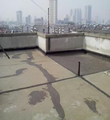 都兰漏水维修 楼顶漏水是什么原因，楼顶漏水维修方法是什么?